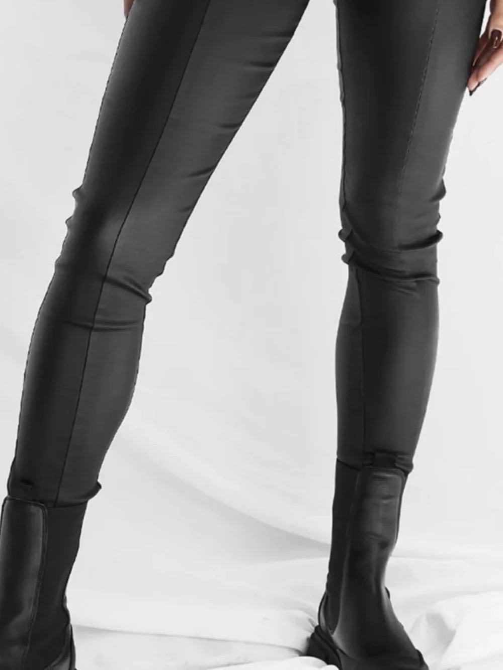 All Things Golden second skin black leggings - Picture 3 of 12